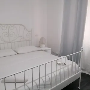  Affittacamere Casa Nuccia 1 Italia